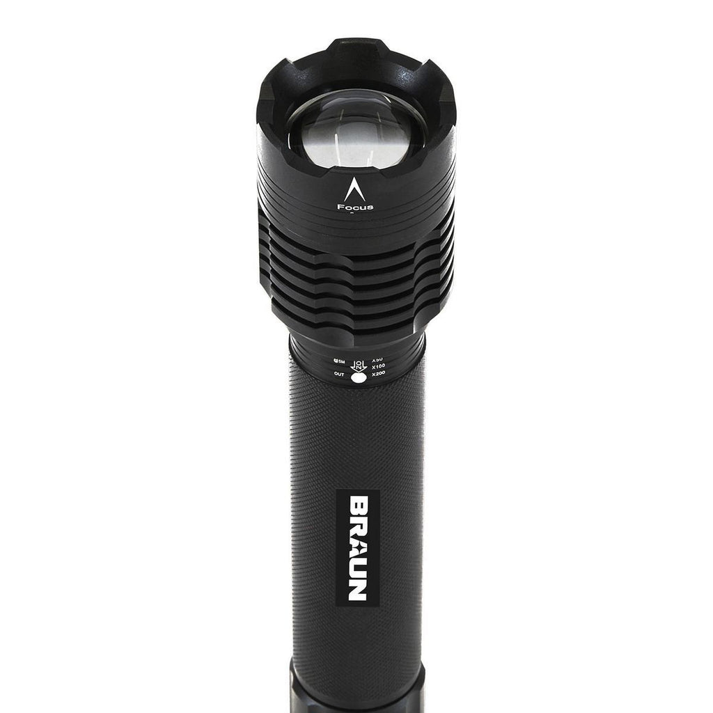 1700 Lumen Zoom LED Flashlight J72304
