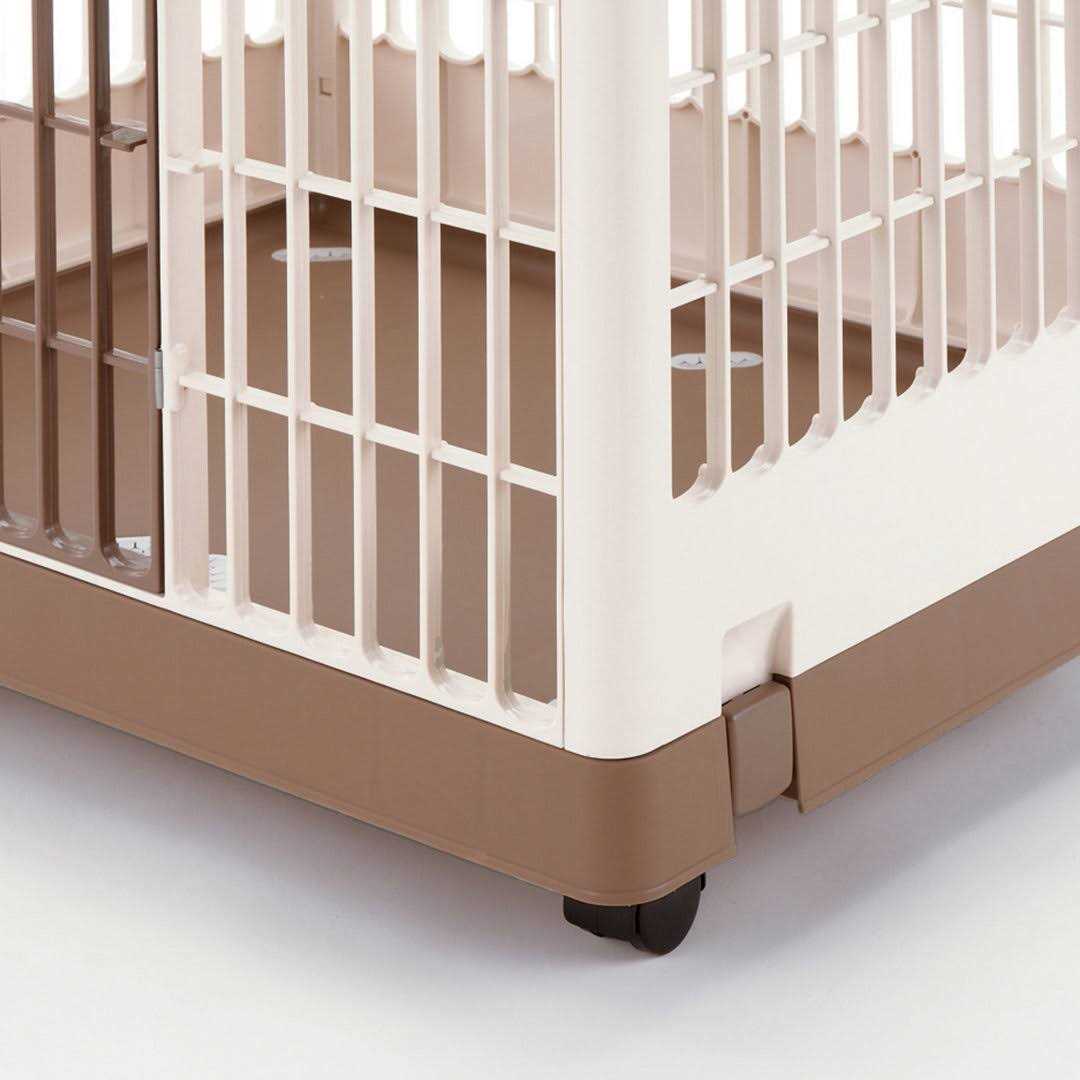 Pet Training Kennel Q64804