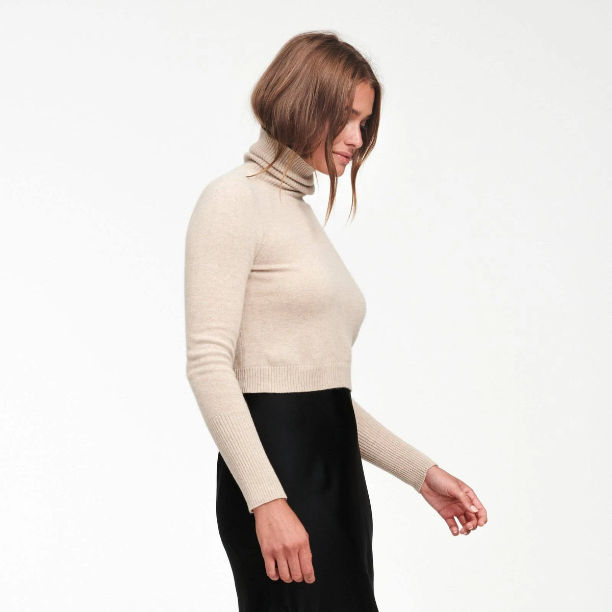 Cashmere Cropped Turtleneck M373
