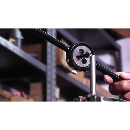 1-3/16 inch-32 x 2-1/2 inch OD HSS Round Adjustable Die L8487