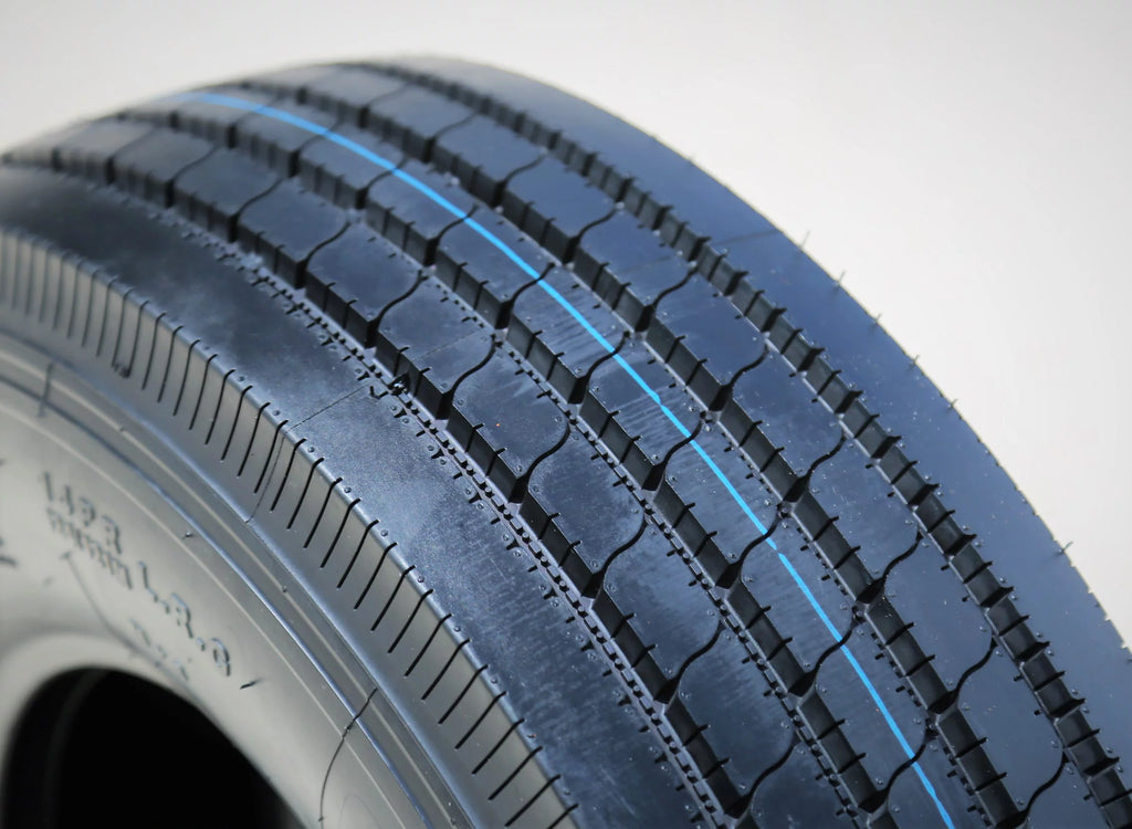 225/75R15 14 Ply Trailer Tire H841960