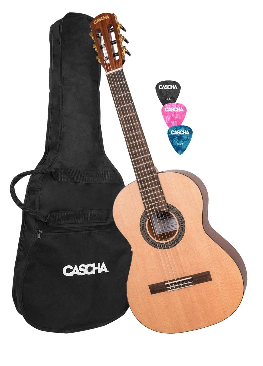 3/4 Size Classical Guitar with Gigbag and 3 Picks B7424