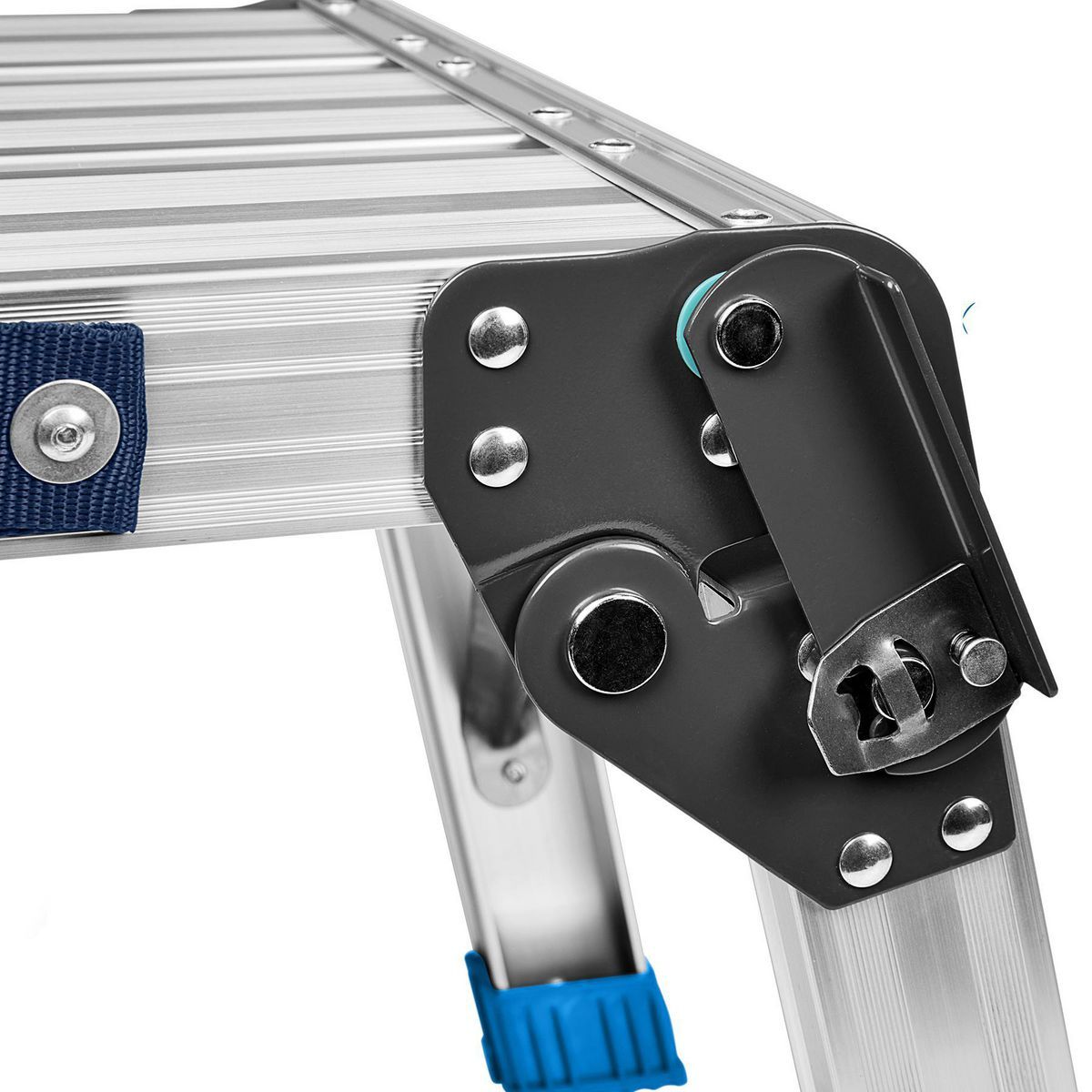 18 in. Step Stool Working Platform M898