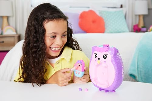 2-in-1 Travel Toy with 2 Micro Dolls and 16 Accessories O3794