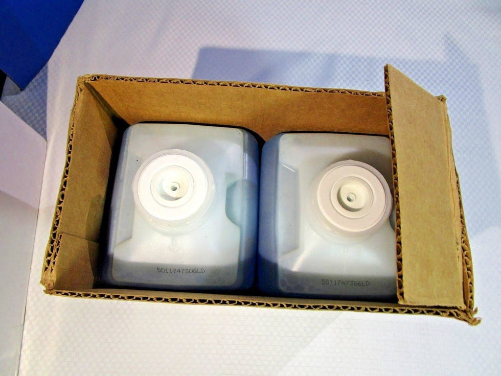 Glass Multi-Surface Cleaner 2.5 L Case of 2 Bottles R506146