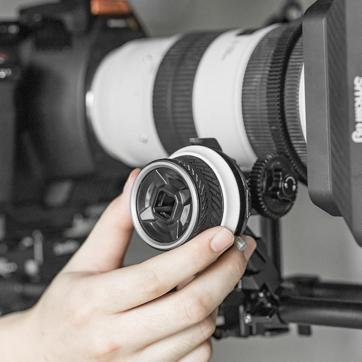 Mini Follow Focus with 15mm Rod Clamp and Gear Ring Belt M569441