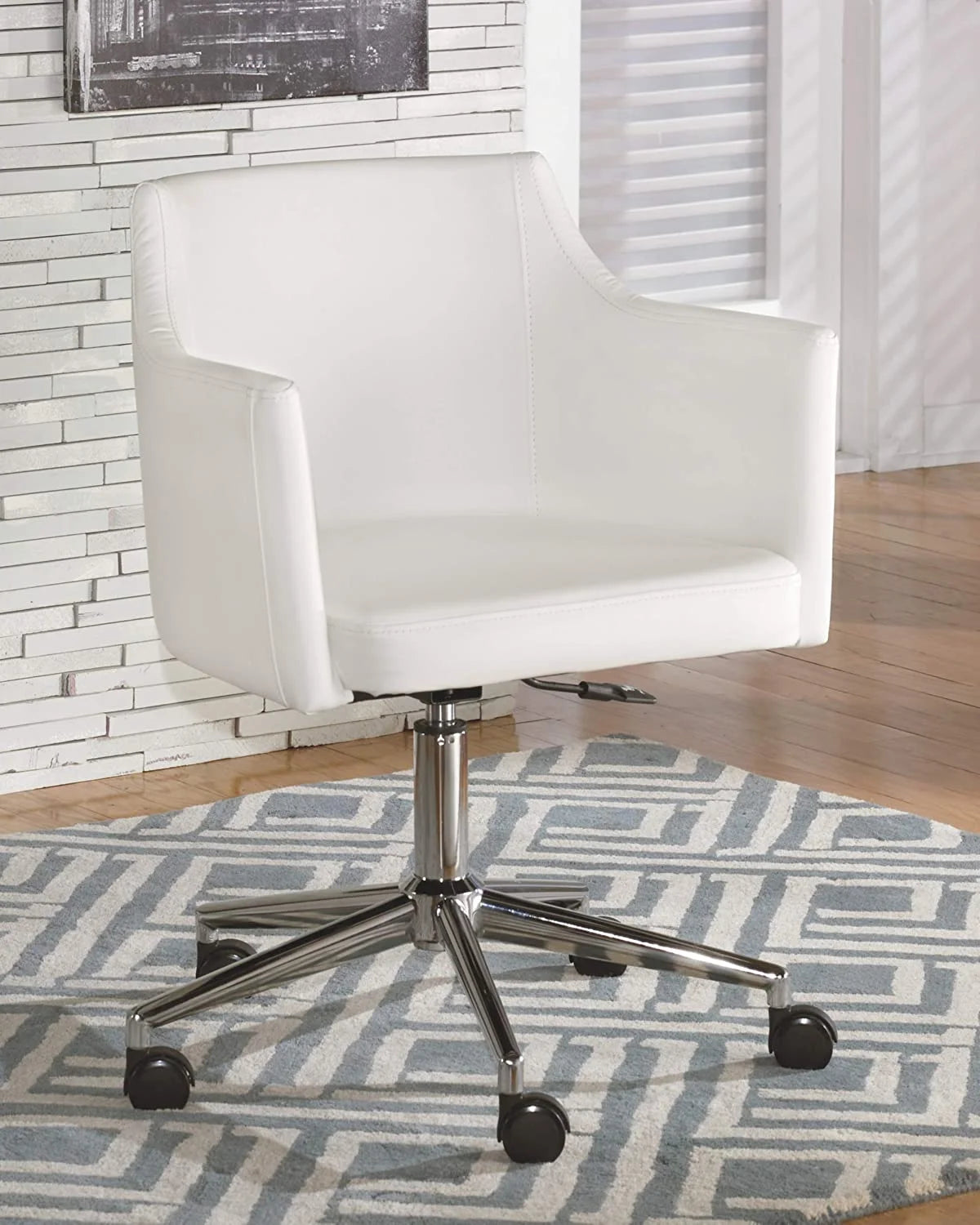 White Adjustable Swivel Office Desk Chair U96138