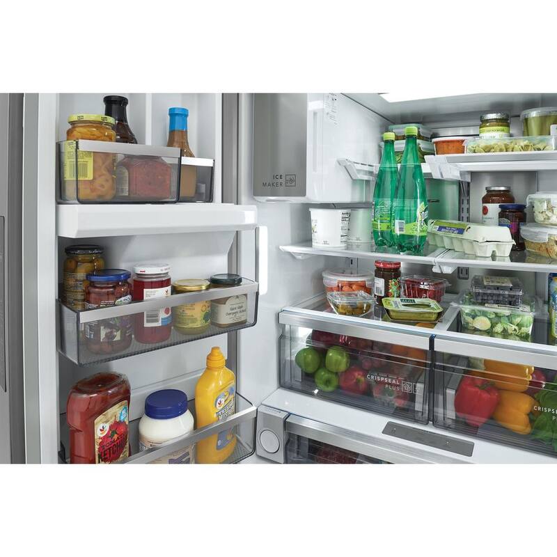Counter Depth French Door Refrigerator in Stainless Steel Q855551